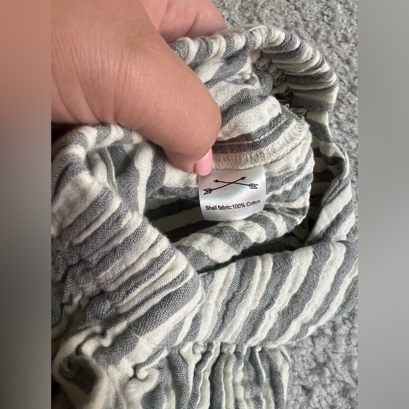 Rylee + Cru Stripped Romper 3-6 Months - Picture 4 of 4